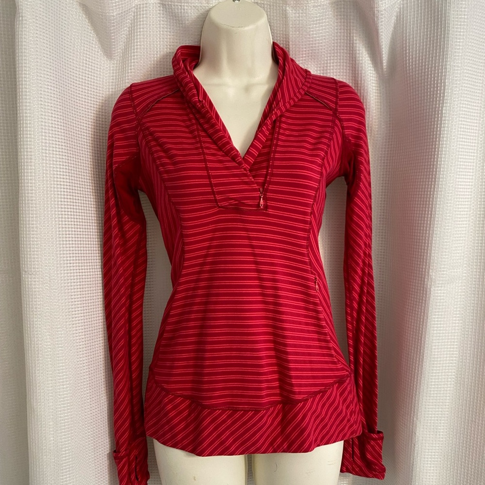 Lululemon half zip long sleeve